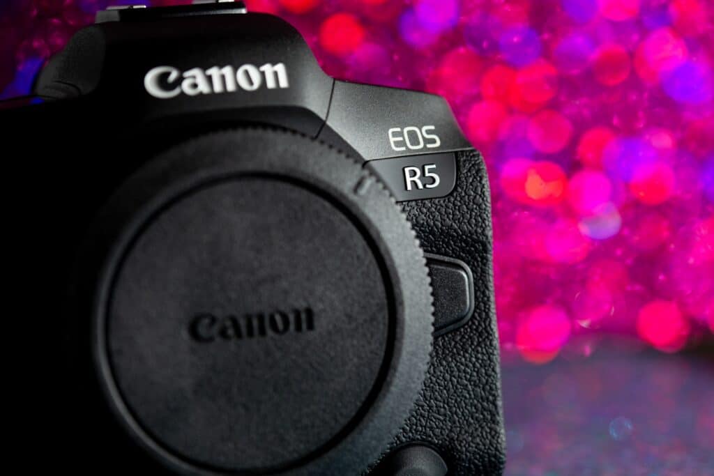 Canon eos R5 mirrorless camera