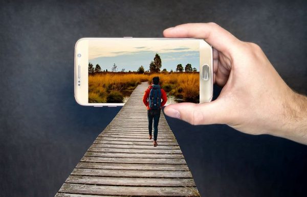 How to take professional photos with phone - composition